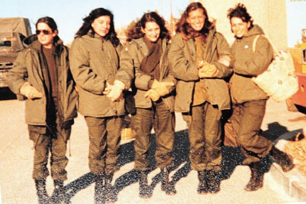 A 40 años de la Guerra de Malvinas, la importancia de visibilizar a  nuestras veteranas — Universidad Nacional de los Comechingones